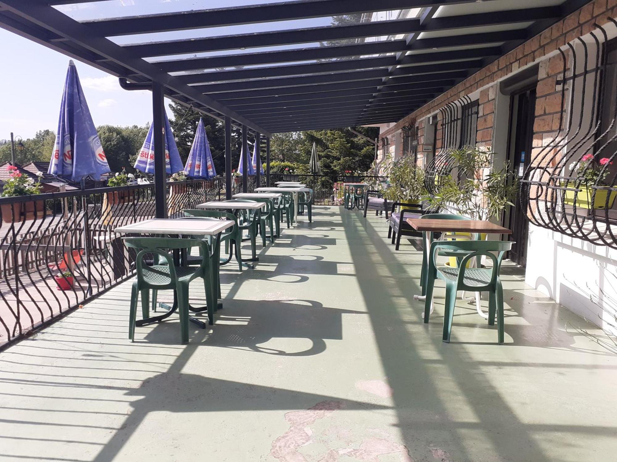 Hotel Restaurant La Chaumiere Du Lac Clairvaux-les-Lacs Eksteriør bilde