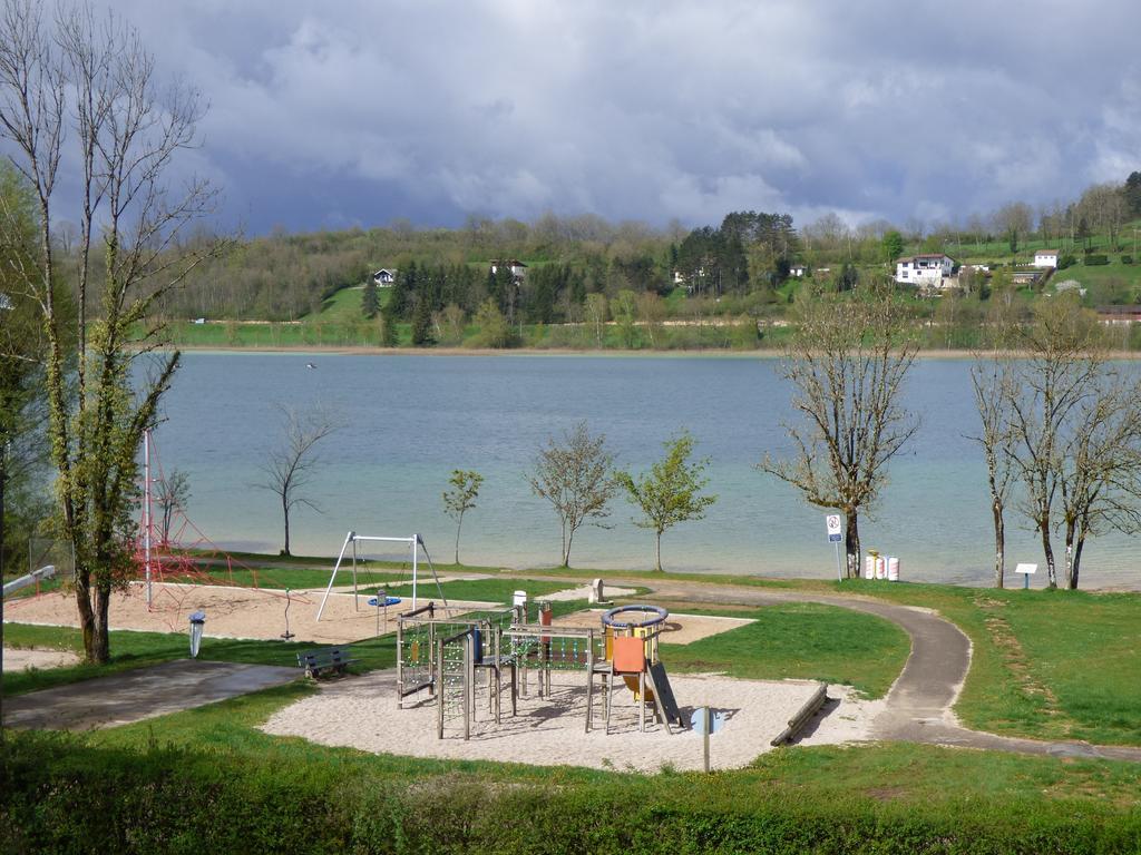 Hotel Restaurant La Chaumiere Du Lac Clairvaux-les-Lacs Eksteriør bilde
